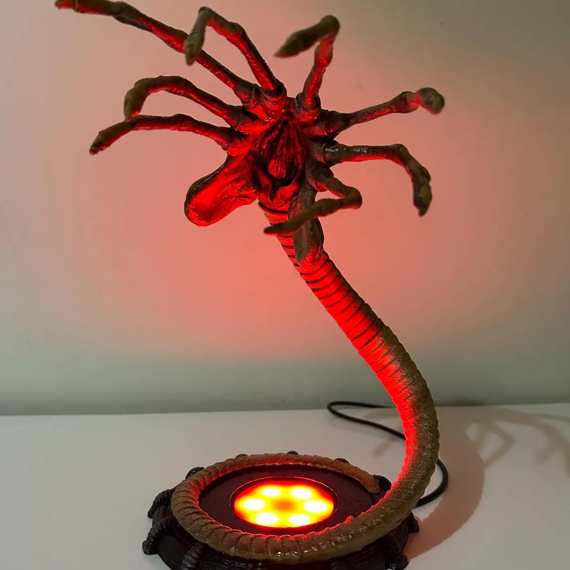 Ночник-фонарь Alien Facehugger – обзор и цена Lighting Decor For Home
